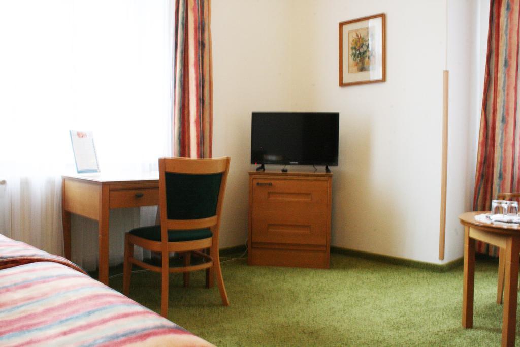 קרלובי וארי Villa Charlotte חדר תמונה