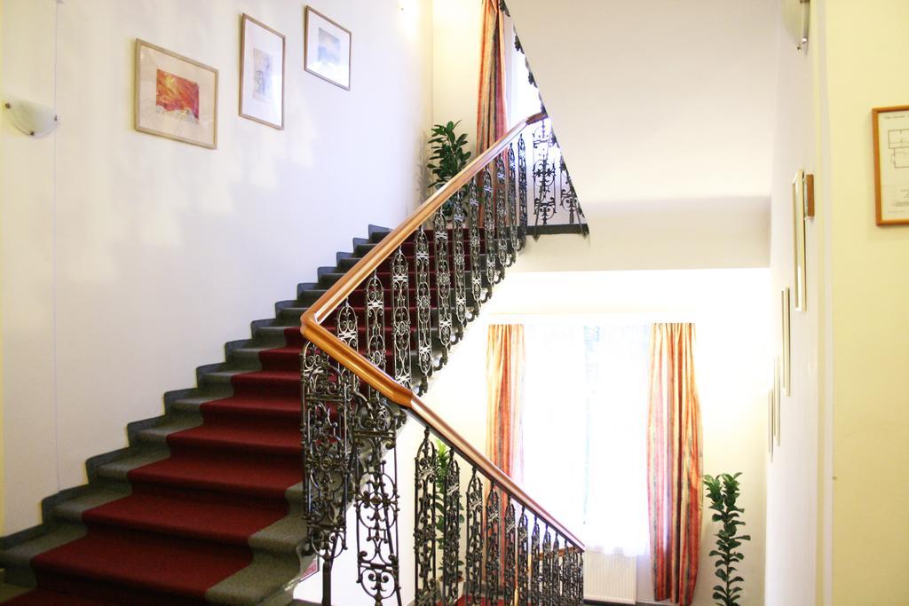 קרלובי וארי Villa Charlotte מראה חיצוני תמונה